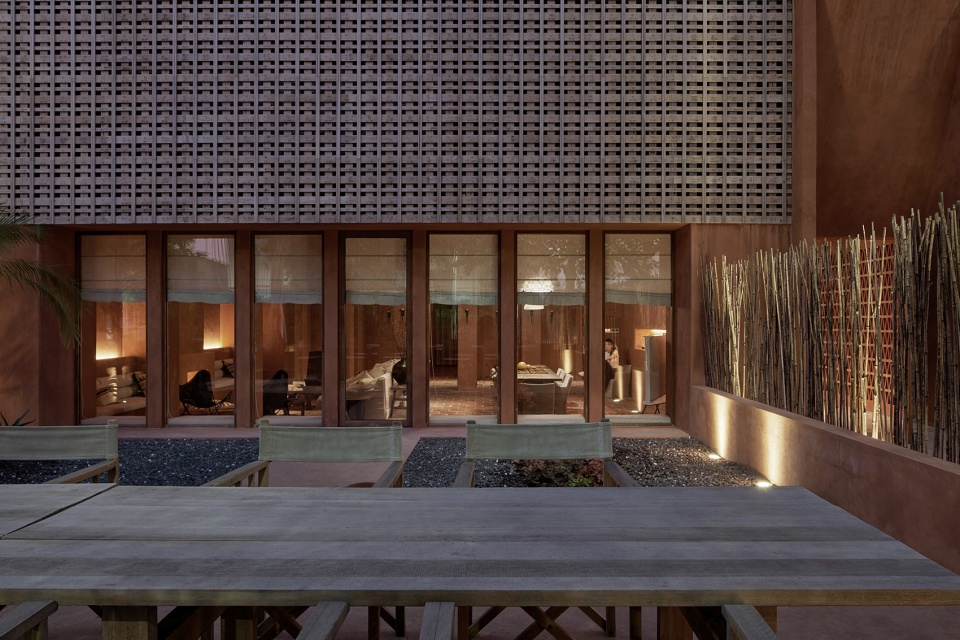 Doyaton China by Si Suo design