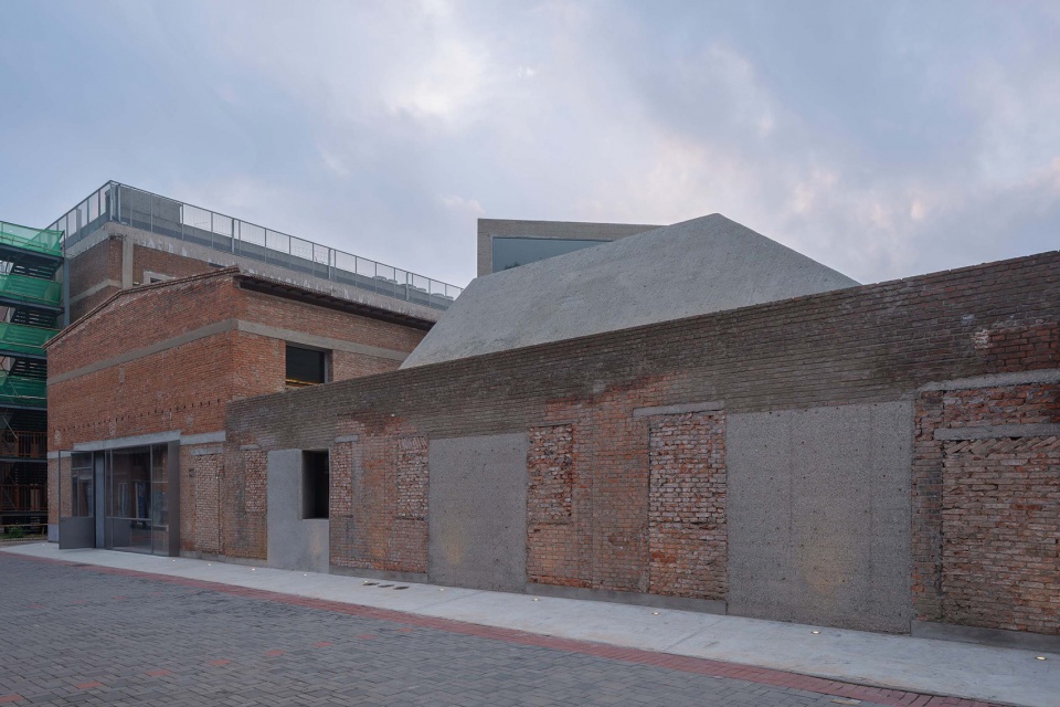 Recast Lao Ding Feng Beijing by Neri Hu