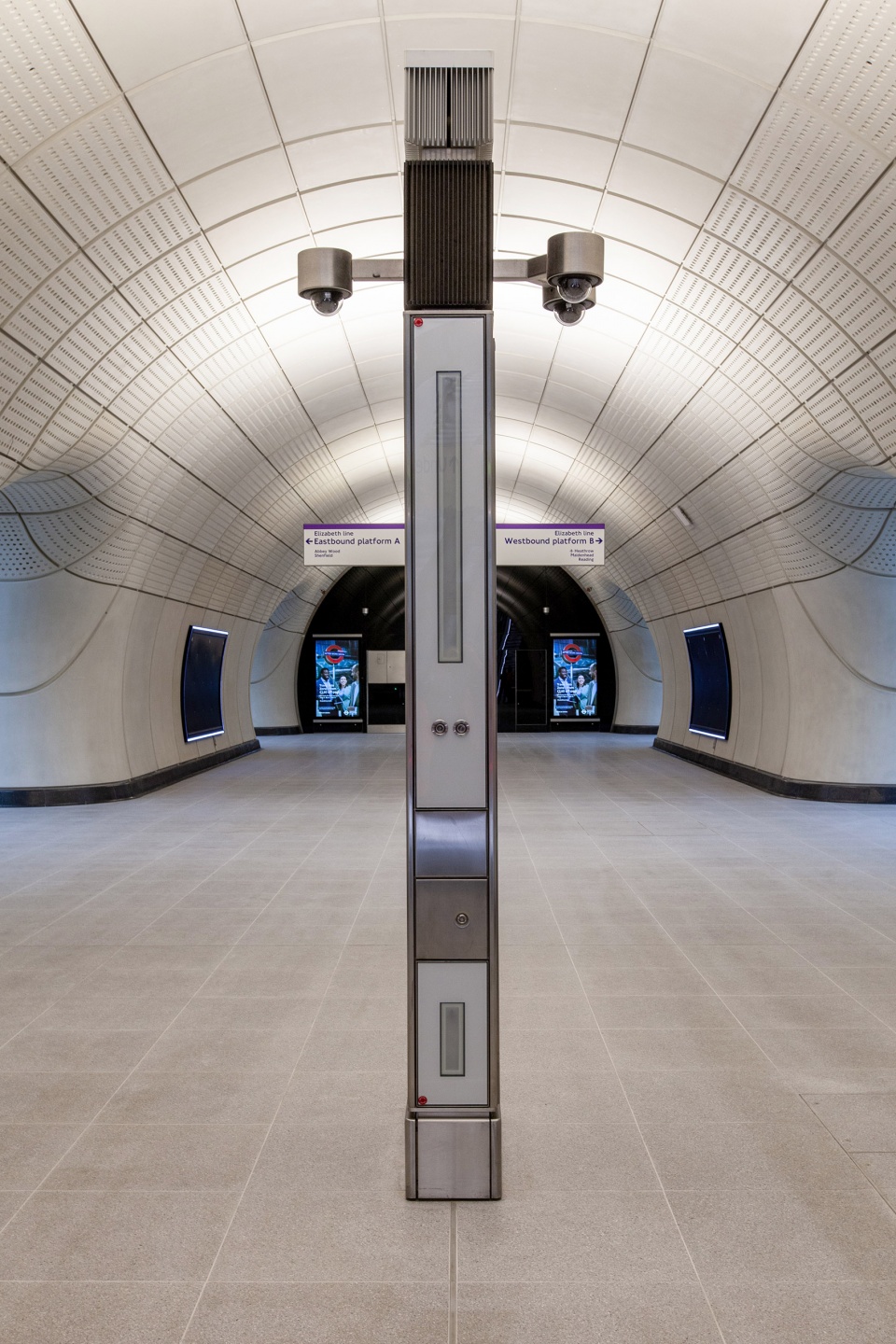 bond street station elizabeth line by john mcaslan partners