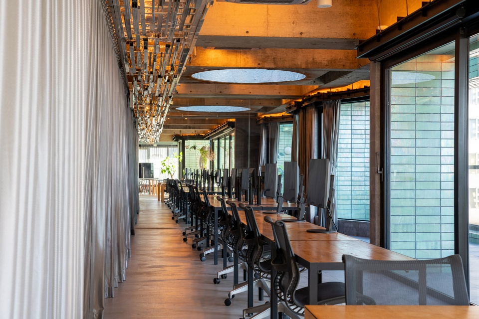 regene office by nosigner