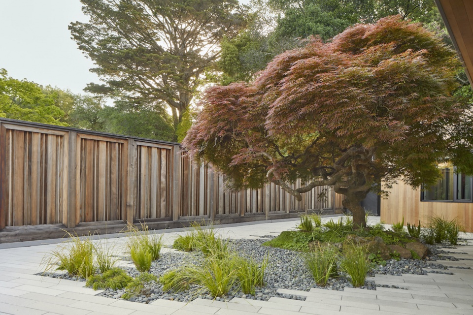 Breezy Landscape In A Japanese Inspired Retreat By SAW