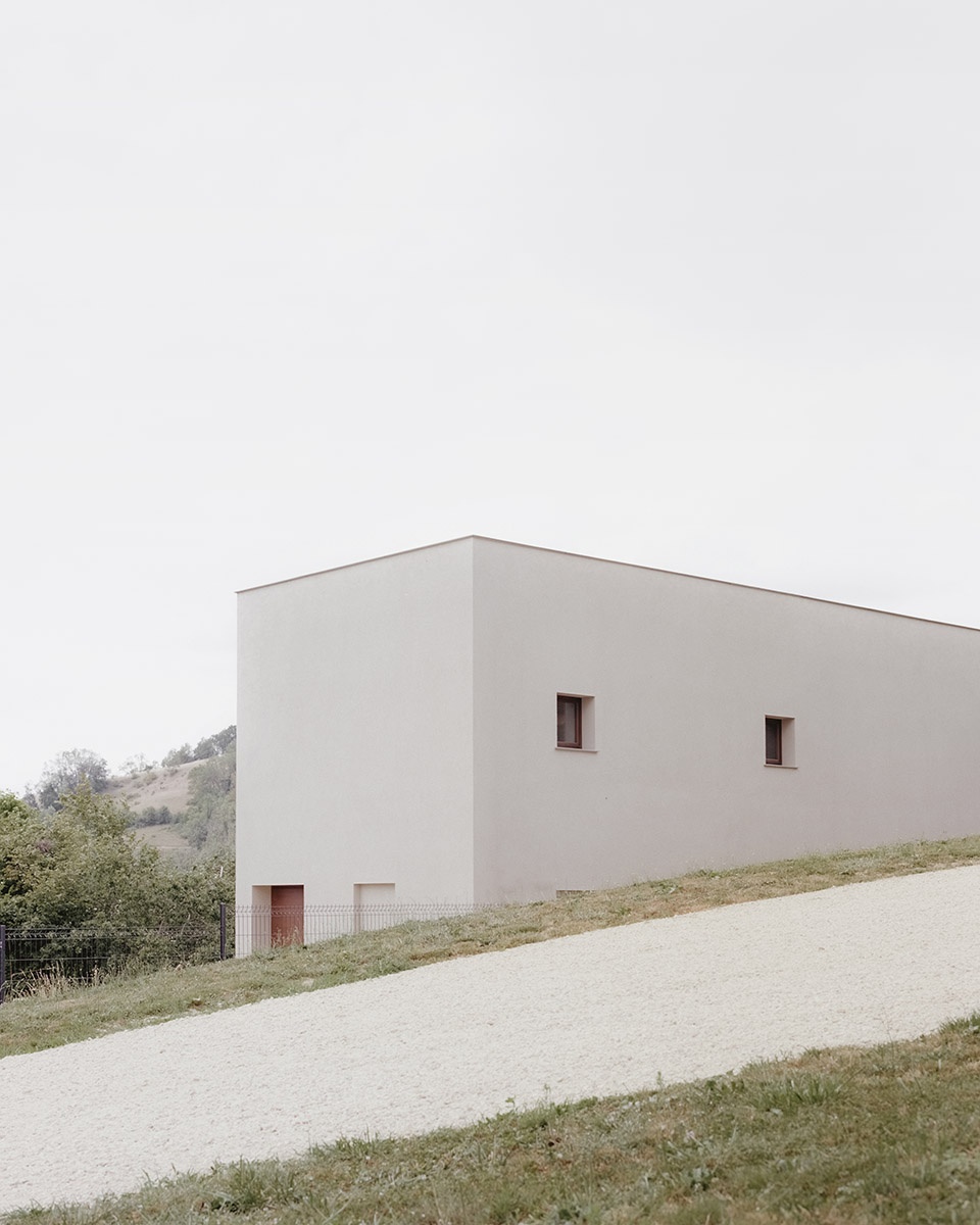 mountain house ii by studio razavi architecture