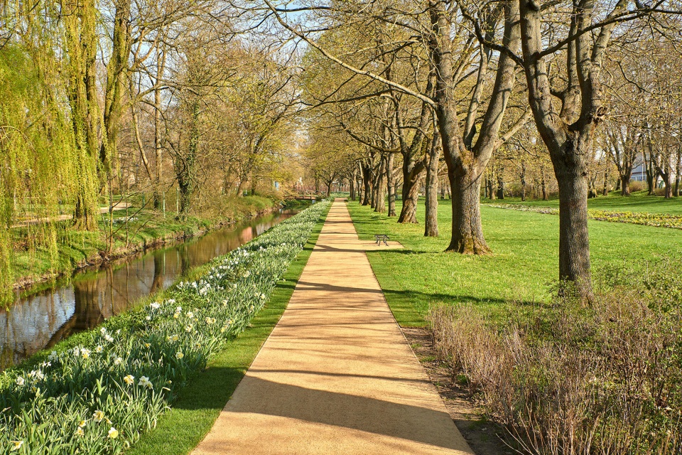 friedrich ebert park and bleichwall park by sinai