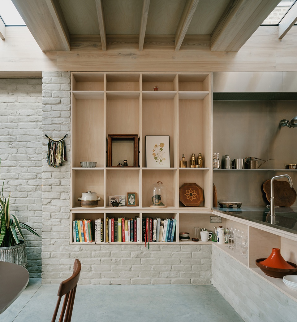 Magpie House by DGN Studio