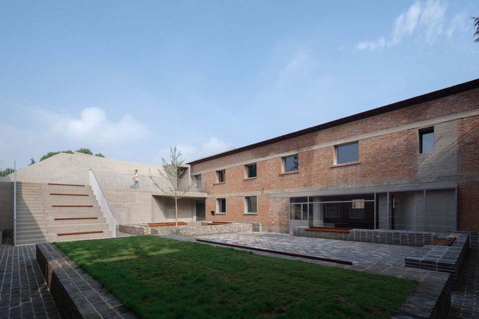 Recast Lao Ding Feng Beijing by Neri Hu