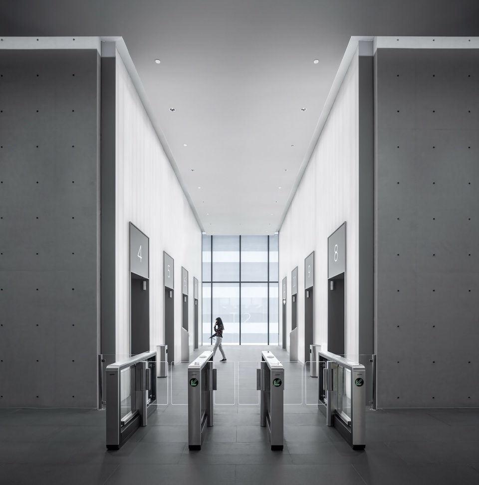 Public Space of Goertek Global R and D Headquarters MAT Office