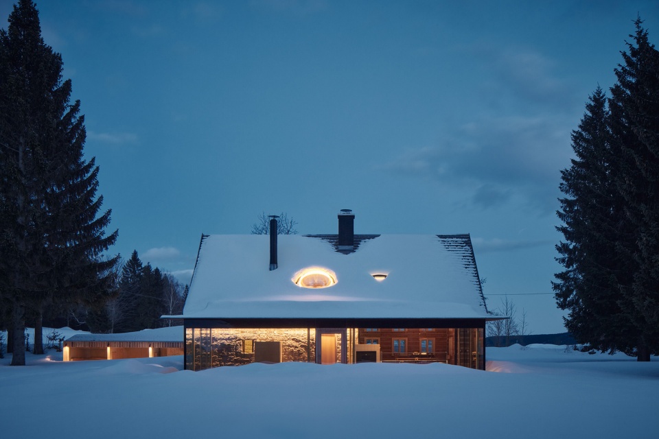 The Glass Cabin by Mjolk architekti