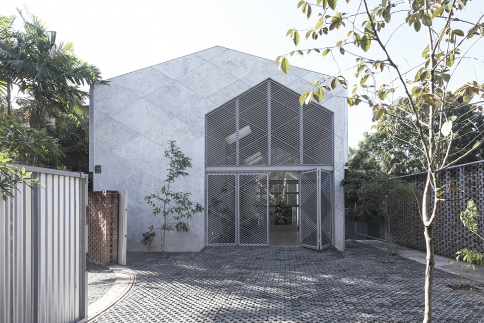 house in a house by read studio