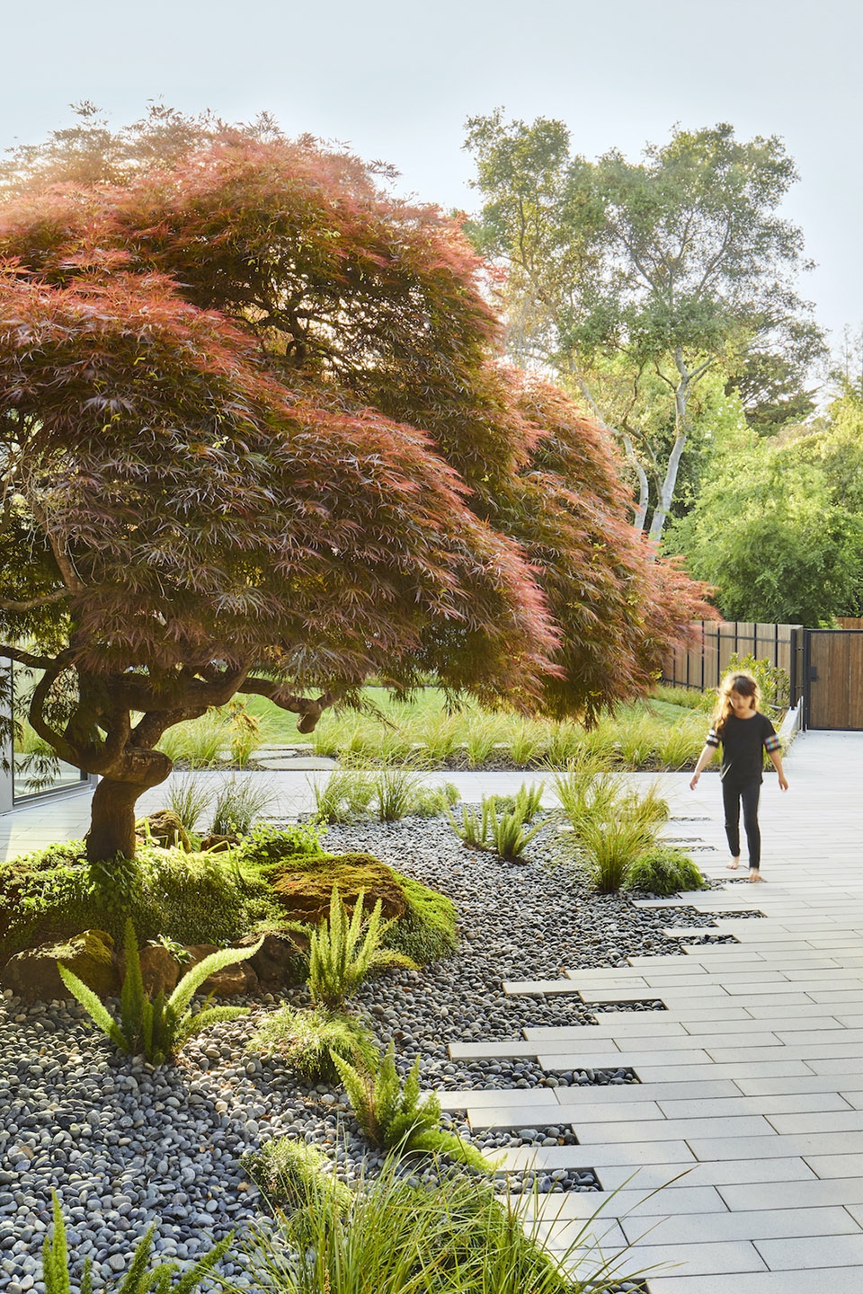 Breezy Landscape In A Japanese Inspired Retreat By SAW
