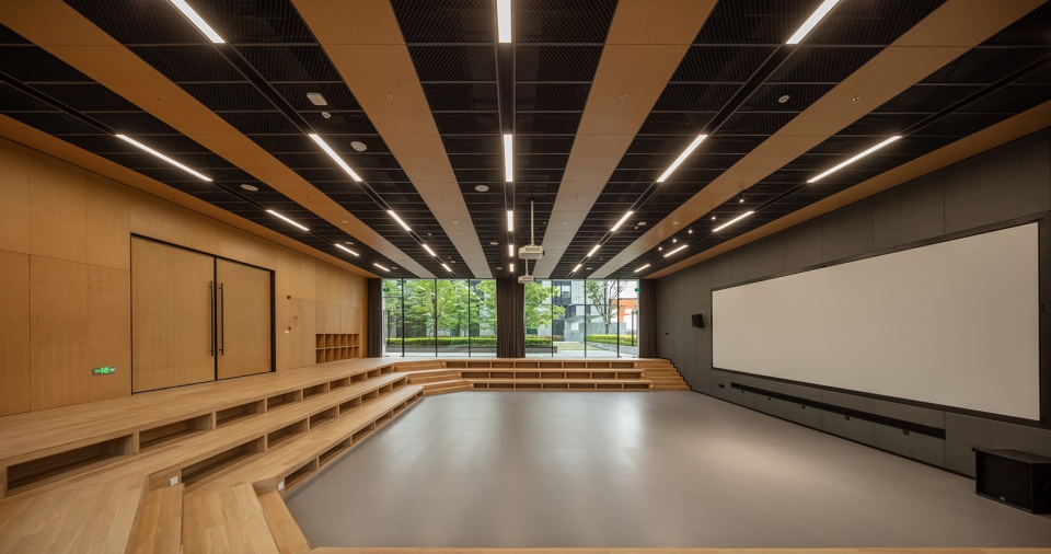 CAPOL DREAM OFFICE China by Capol