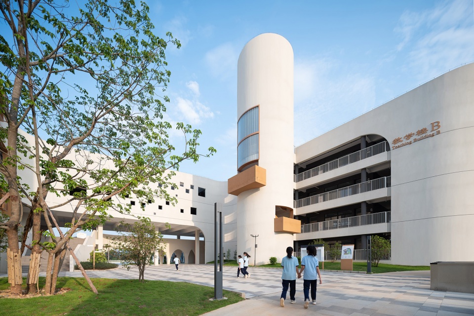 huiyang no 7 secondary school and affiliated primary school by multiarch