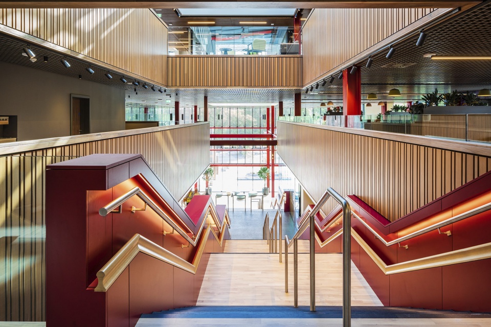 One Elmwood Center of Queen s University Belfast by Hawkins Brown RPP Architects