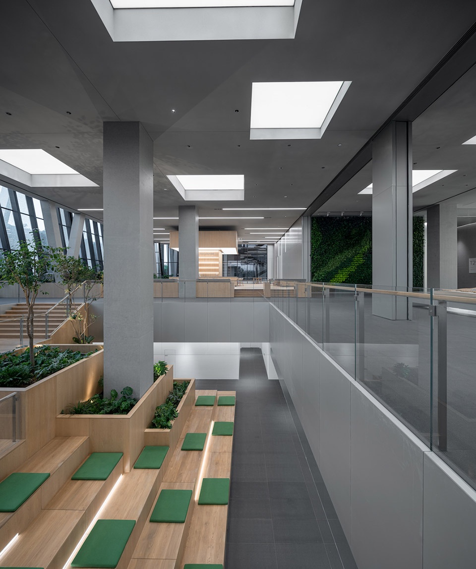 Public Space of Goertek Global R and D Headquarters MAT Office