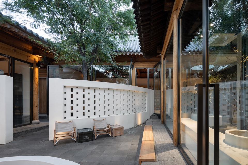 malun tea court shanxi china by ma xiaolong design studio