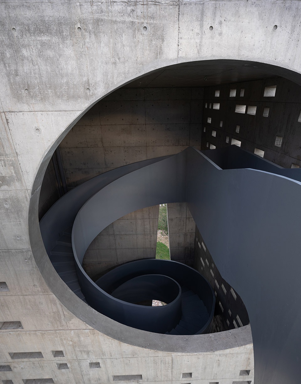 Mihope Tower China by Jin Design Studio