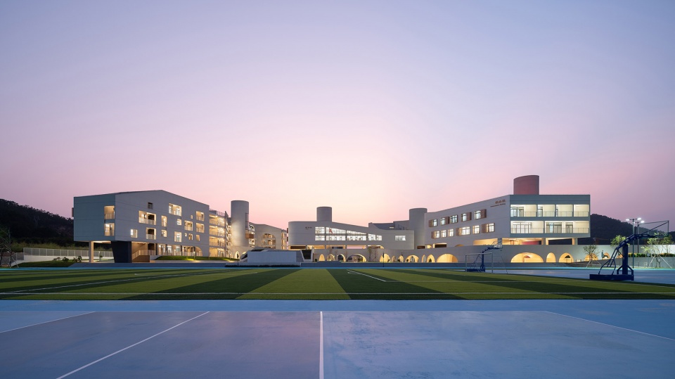 huiyang no 7 secondary school and affiliated primary school by multiarch