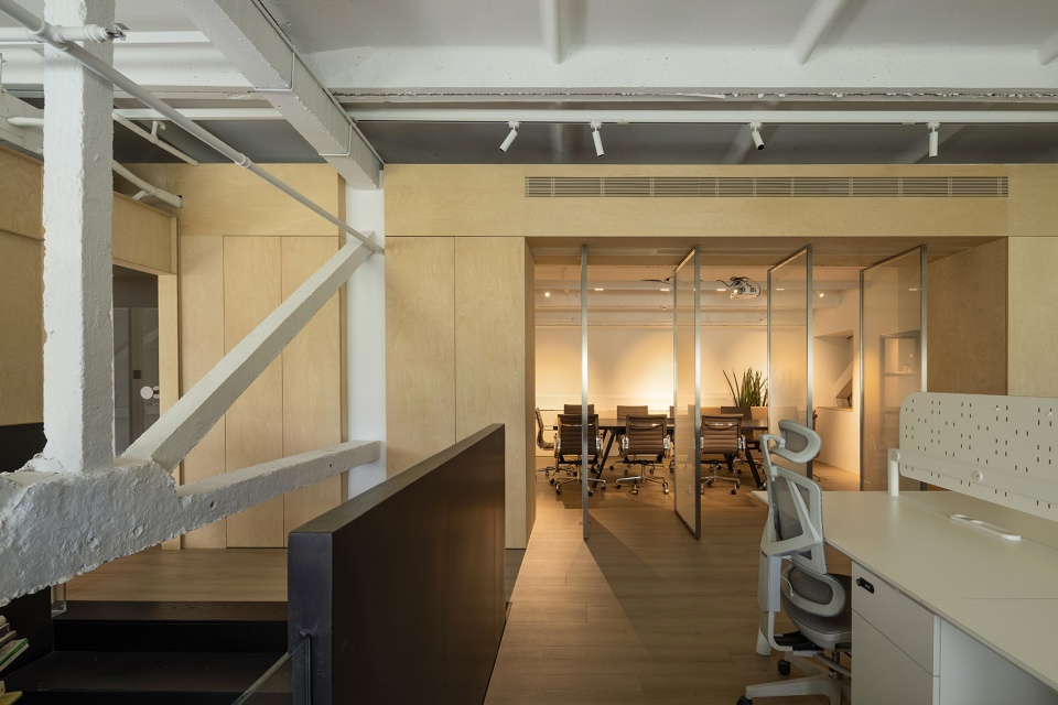 UNI X Design Office China by Uni X Associates