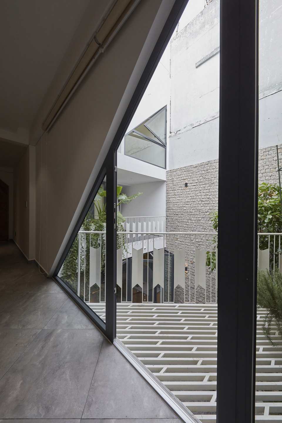 house of triangles by khuon studio