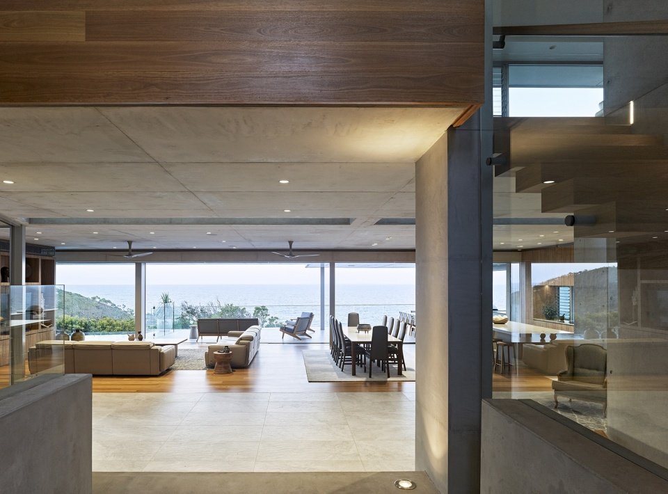 mcanally residence by maddock