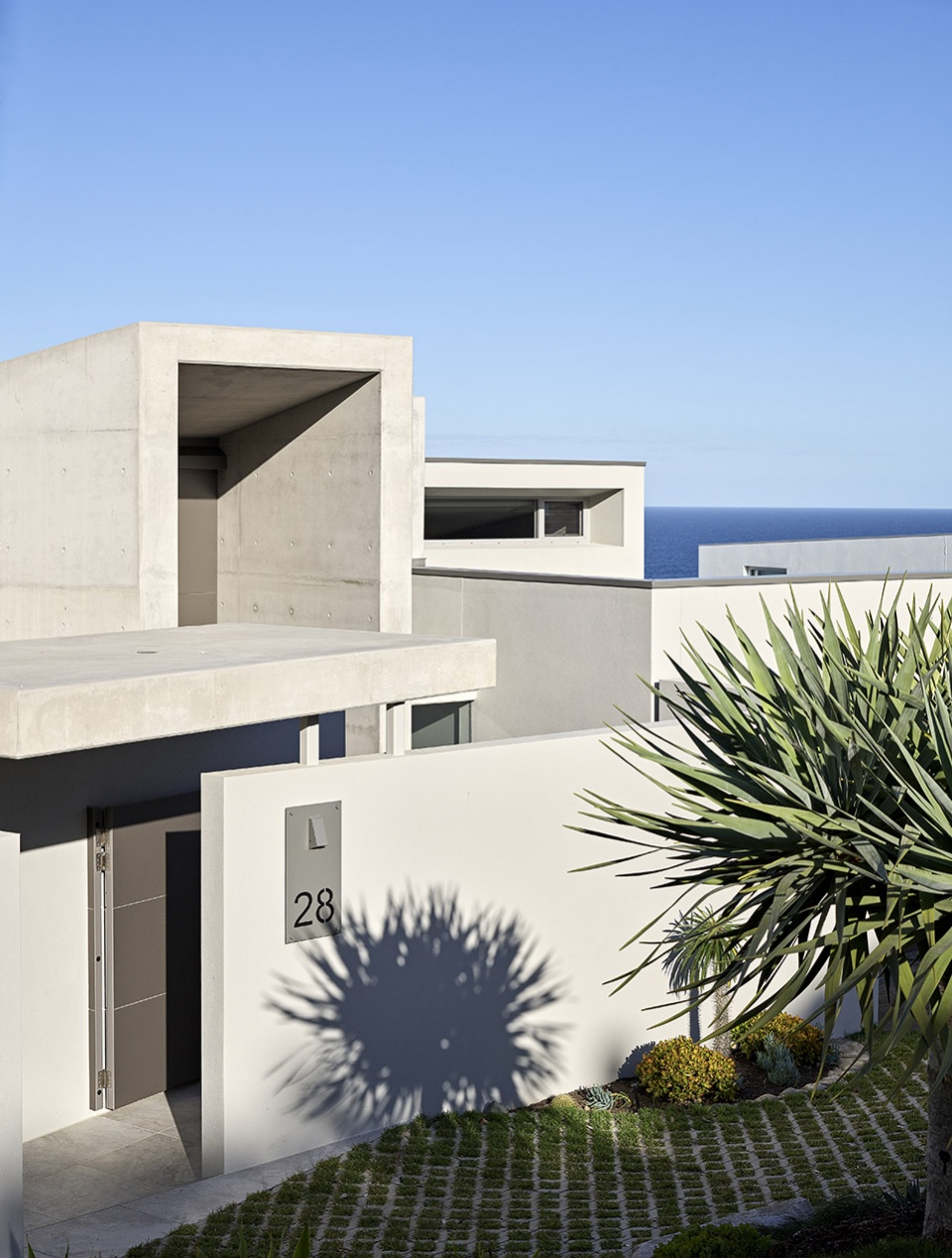 mcanally residence by maddock