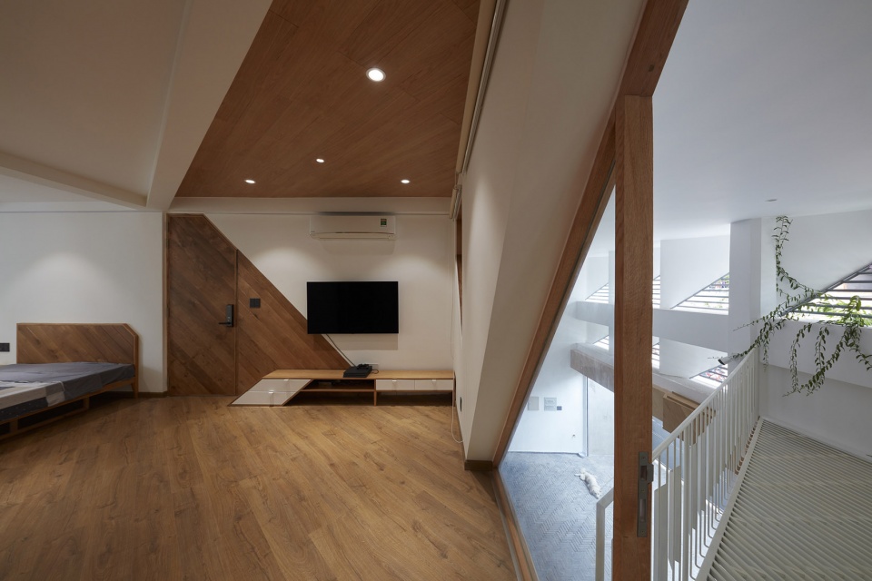 house of triangles by khuon studio