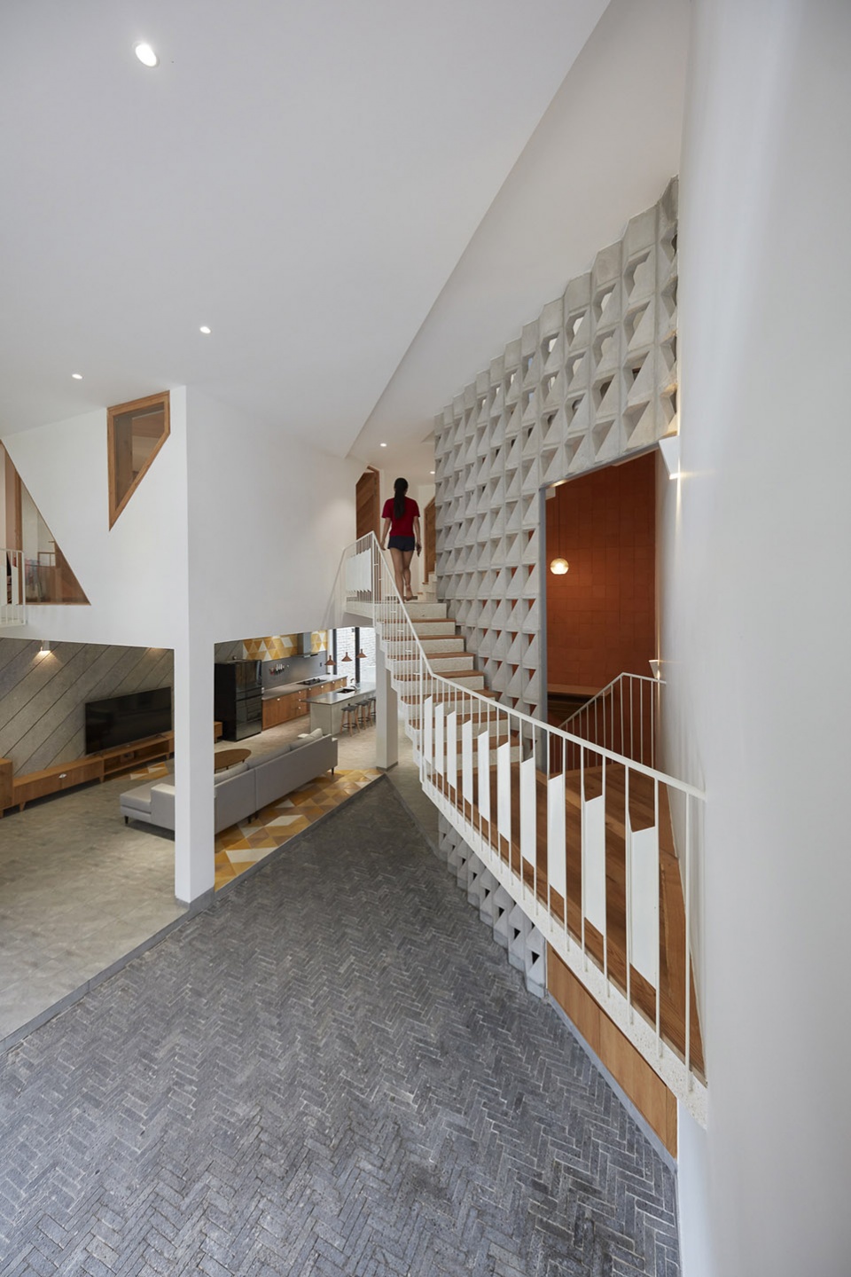 house of triangles by khuon studio