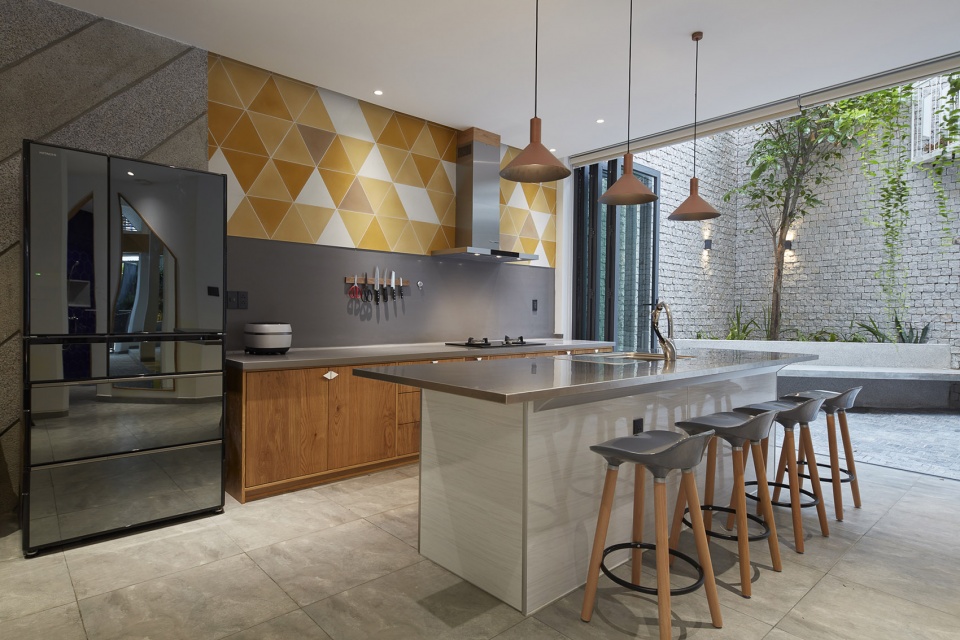 house of triangles by khuon studio