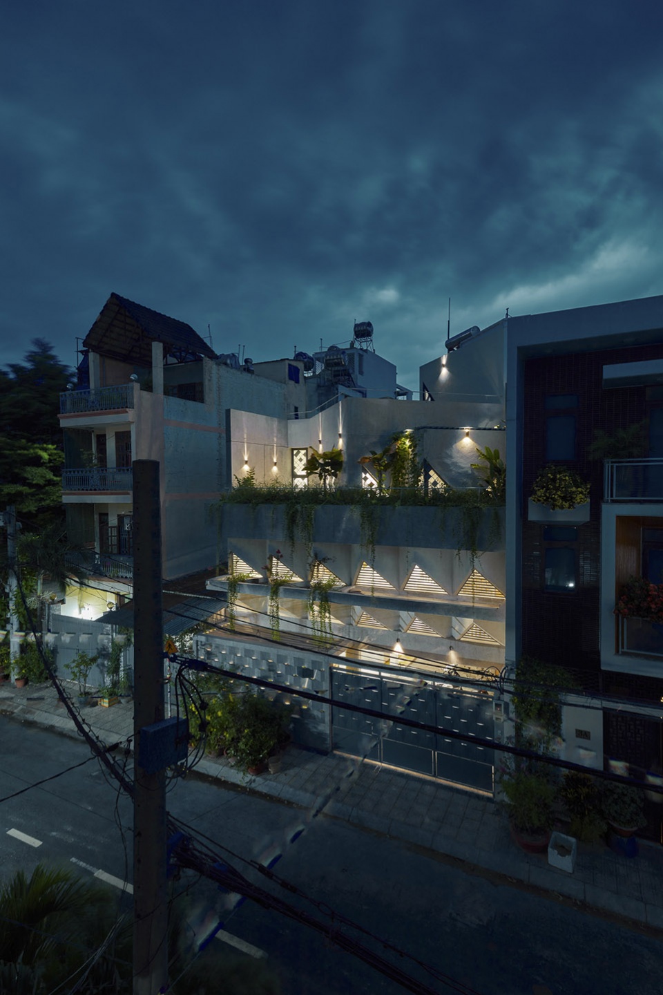 house of triangles by khuon studio