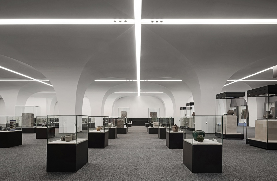 Terrace Library and Cave Museum UDG Very Studio