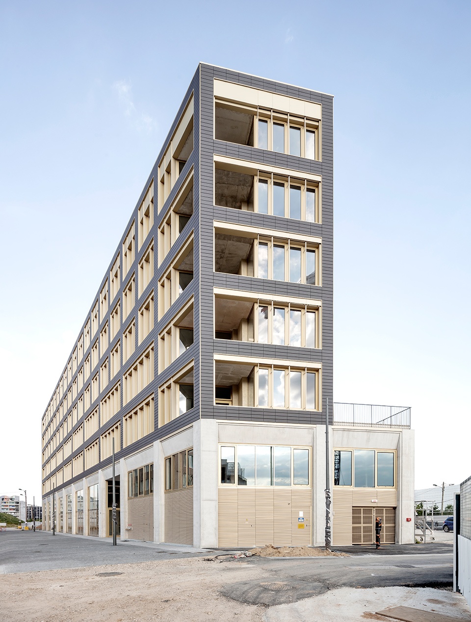 iphe by ignacio prego architectures