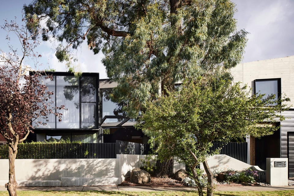 tear away house by splinter society