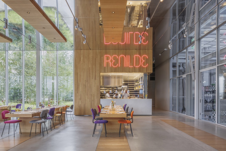 Café restaurant Renilde and Event room Coert concrete