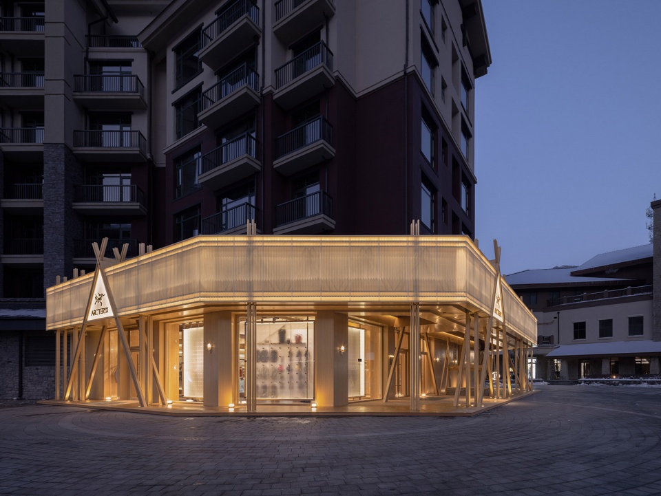 ARC TERYX Store Beidahu Ski Resort by STILL YOUNG
