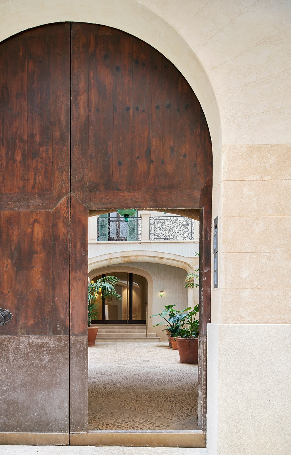 Can Santacilia Renovation OHLAB