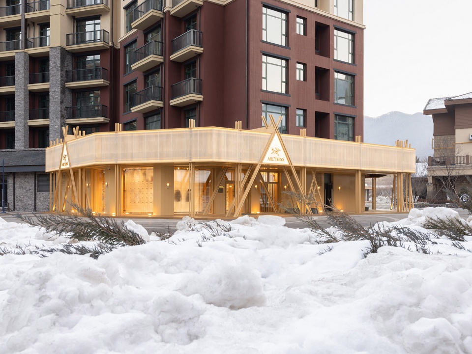 ARC TERYX Store Beidahu Ski Resort by STILL YOUNG