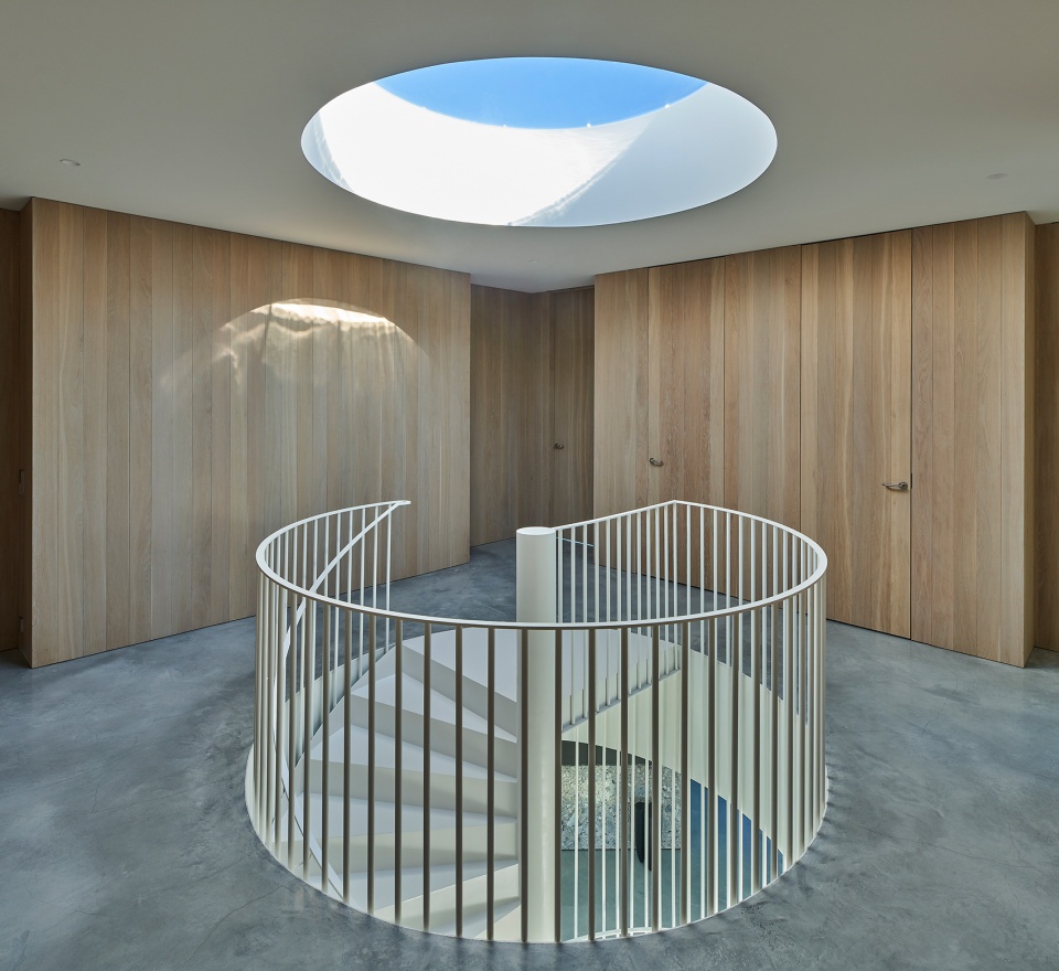 house on a hill by tham and videgard arkitekter