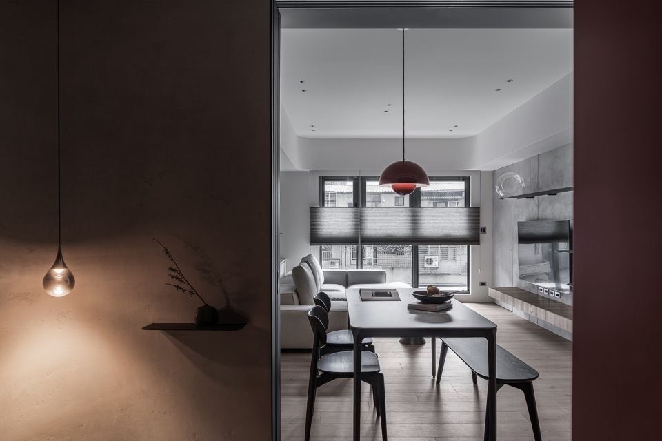 a path amongst cats residence by aoda interiordesign