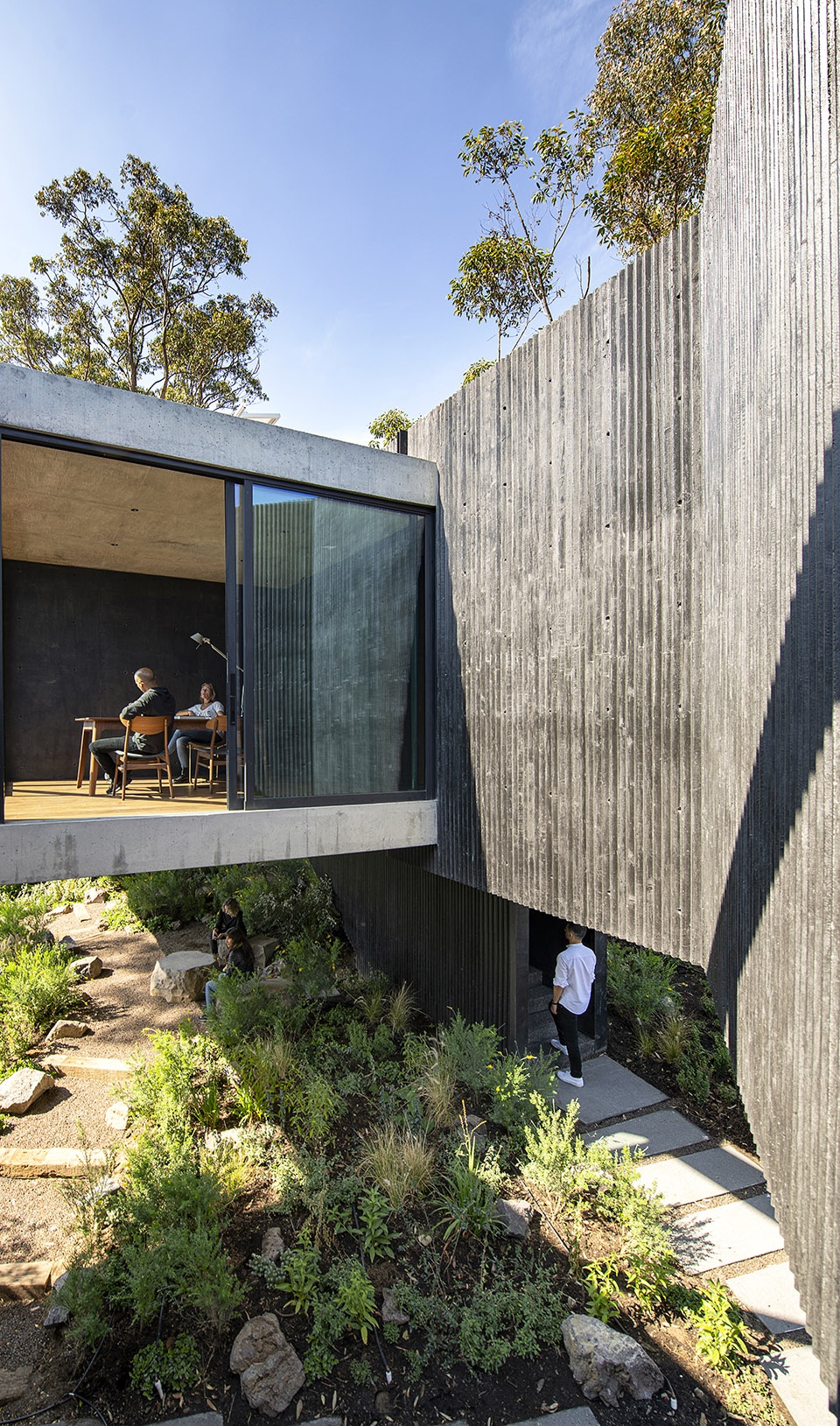 Pasiddhi House by Rojkind Arquitectos