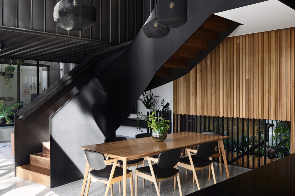 tear away house by splinter society