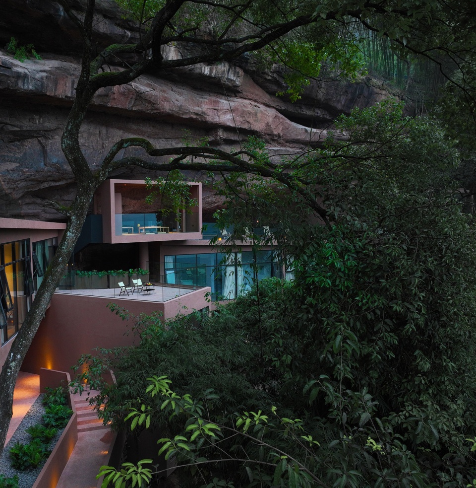 shanlu cave hotel by poetic design office of sp space