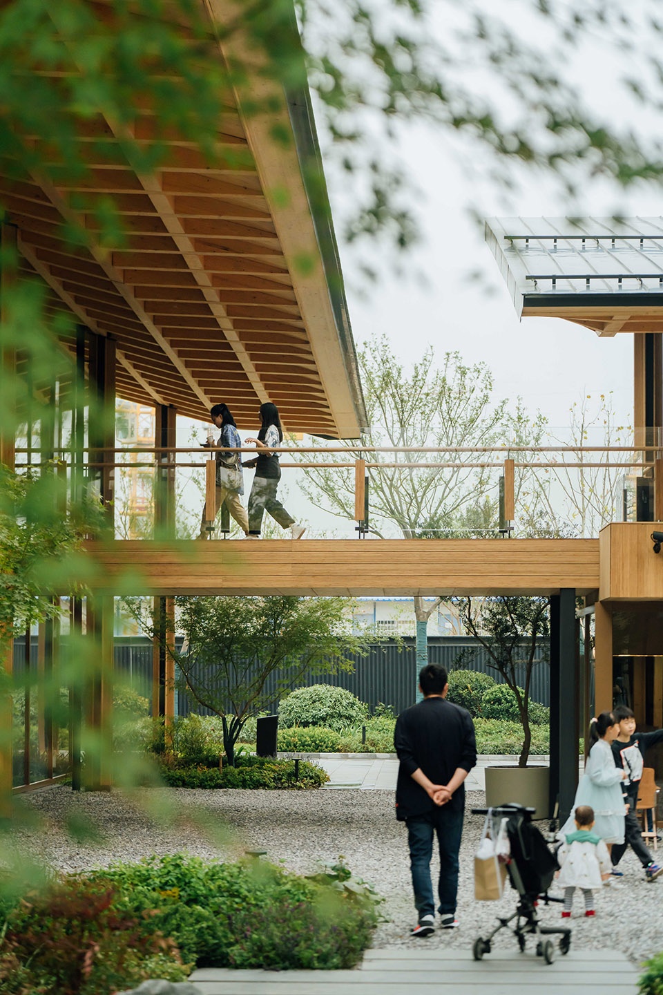 Pulo Ideal Park Market Horizon and Atmosphere Landscape