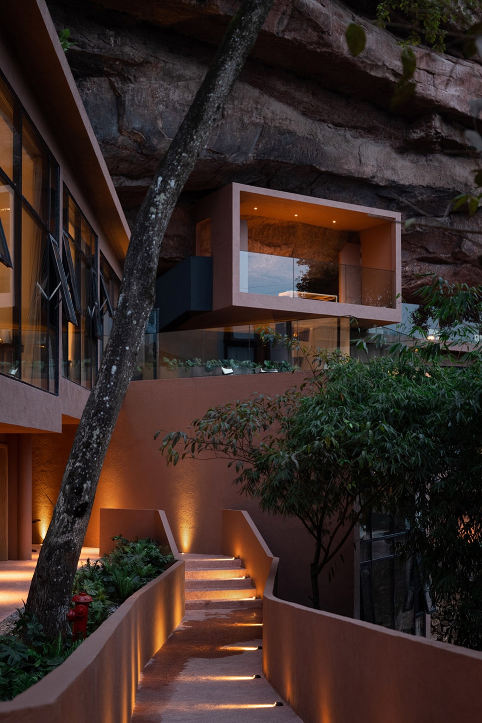 shanlu cave hotel by poetic design office of sp space