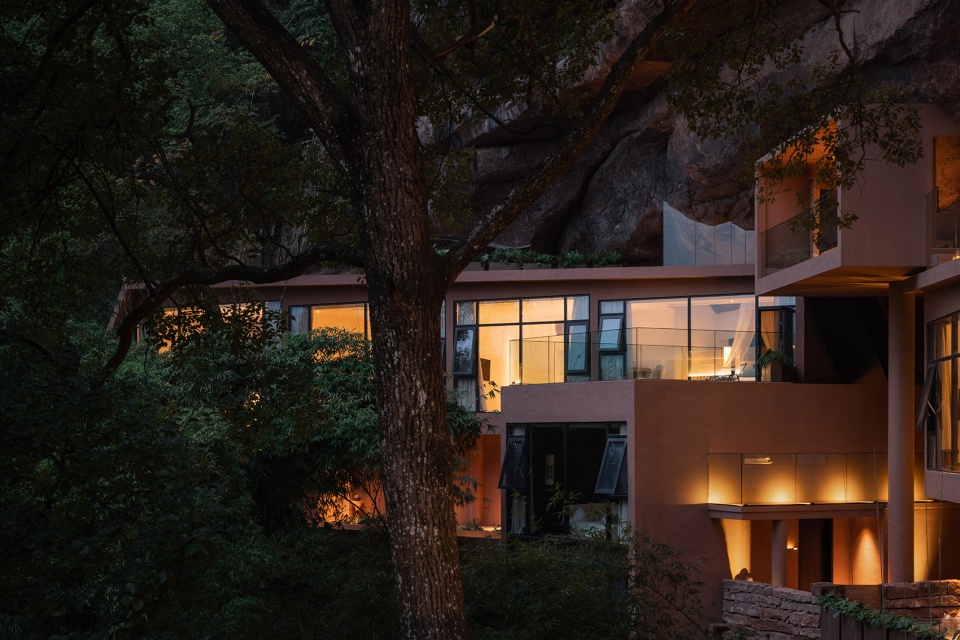 shanlu cave hotel by poetic design office of sp space