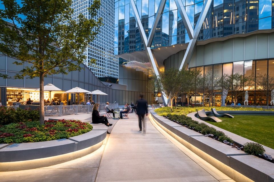 320 South Canal by Goettsch Partners