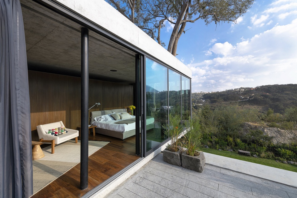 Pasiddhi House by Rojkind Arquitectos