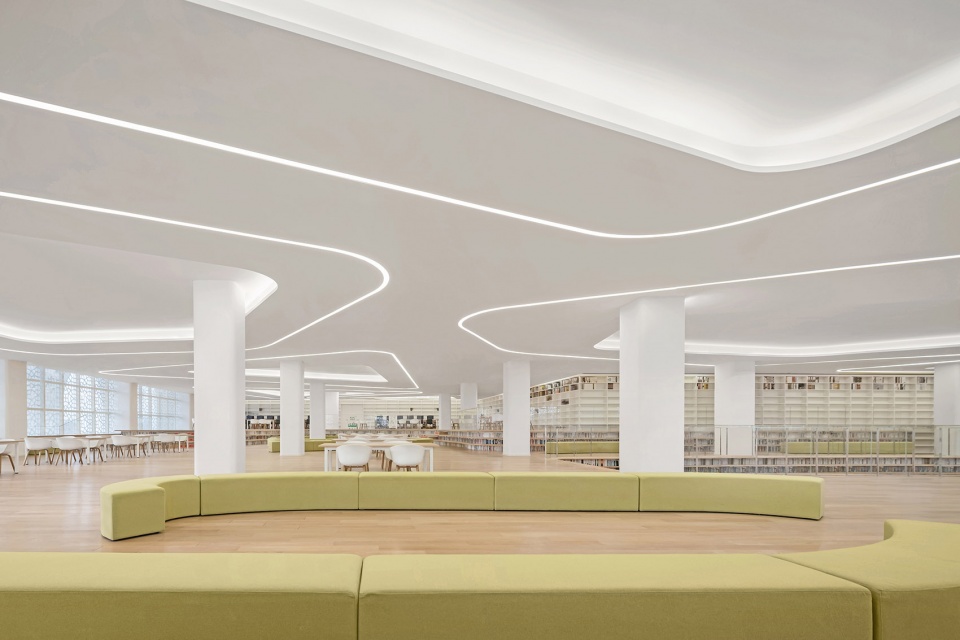 Terrace Library and Cave Museum UDG Very Studio