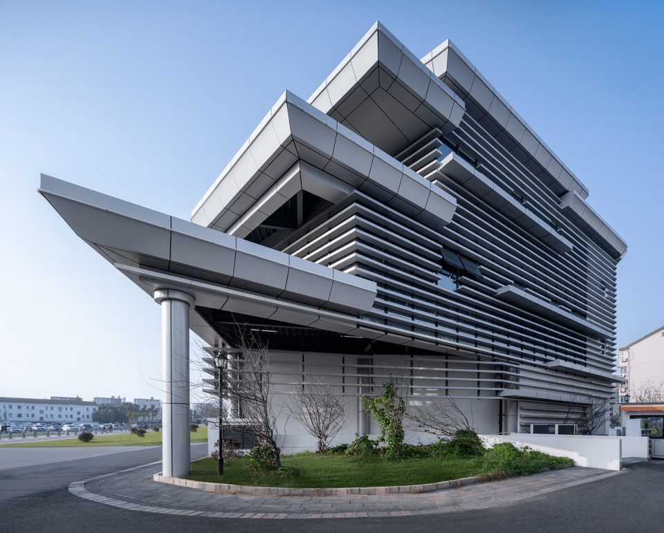 Liutan Market Migration and construction of a farmer s market by MINAX Architects
