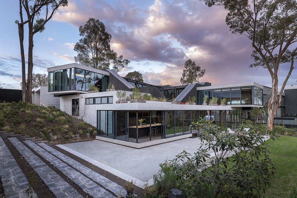 Pasiddhi House by Rojkind Arquitectos