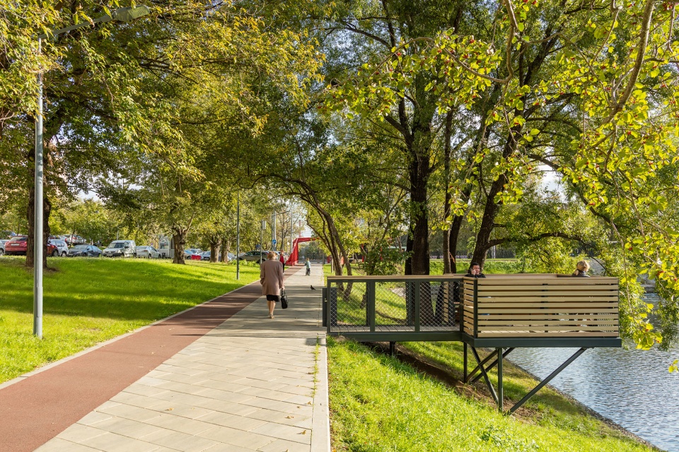 Krasnogvardeisky Ponds by WOWHAUS
