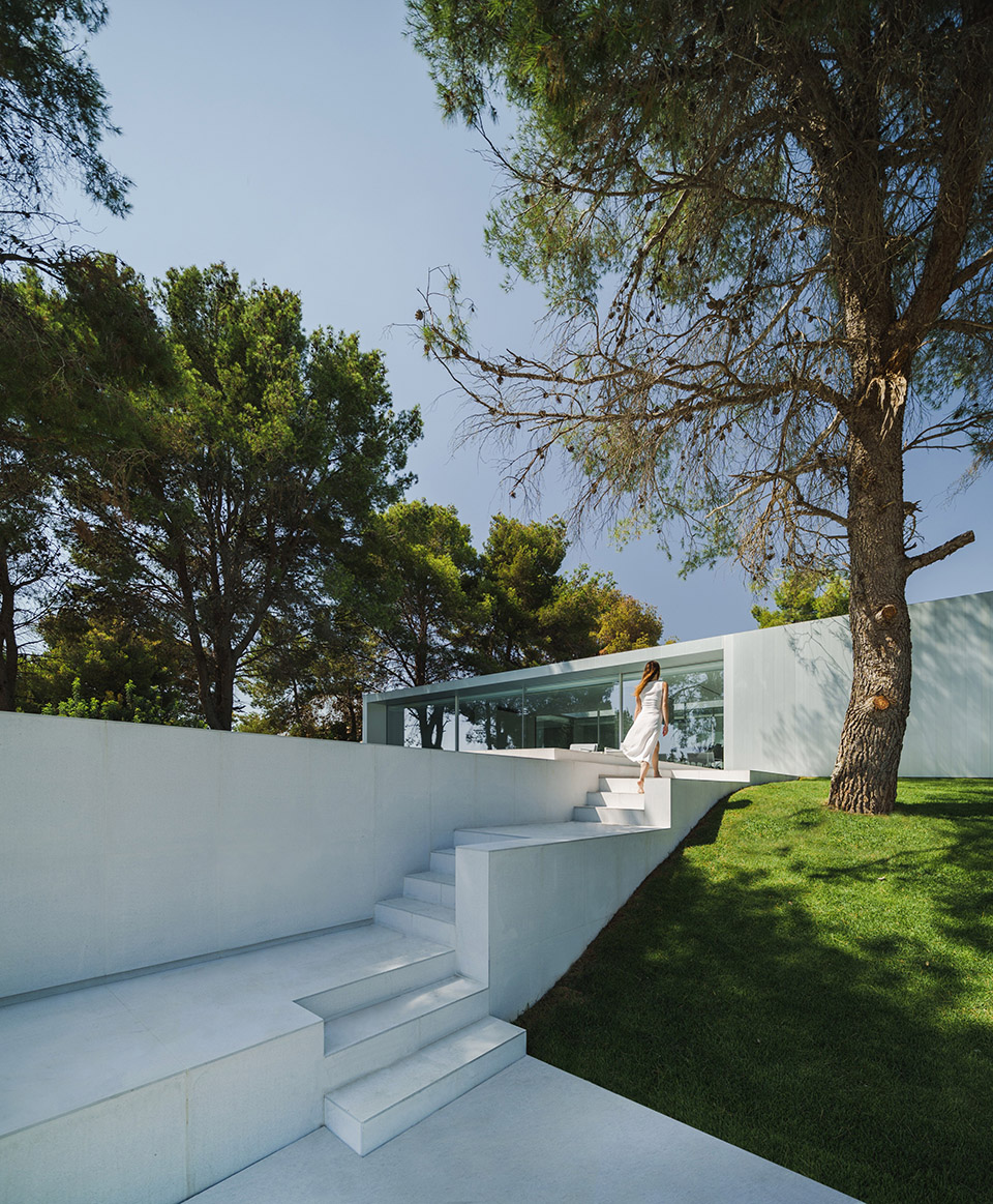 NIU N290 by FRAN SILVESTRE ARQUITECTOS
